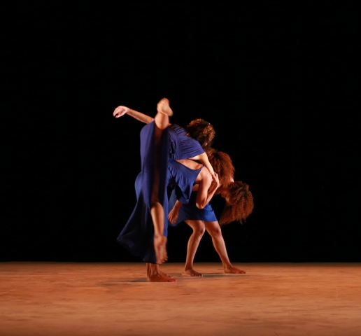 Compañía Nacional de Danza Contemporánea, “Cuerpo a Cuerpo”.